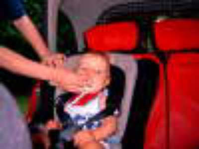 db_05-_September_2005_mein_neuer_Kindersitz__cooles_Teil